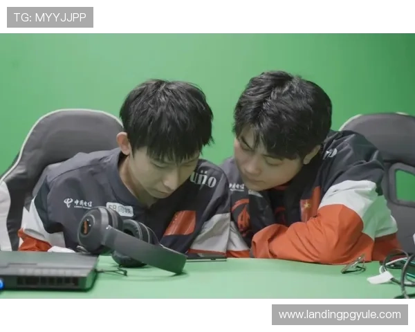 在ag官方首页查看最新的游戏公告和官方新闻，第一时间掌握官方动态